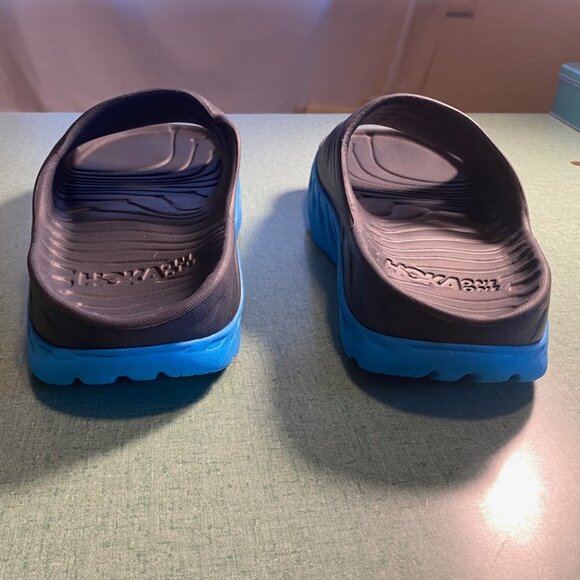 Hoka Recovery Slides, Women's Size 6 - Picture 3 of 9
